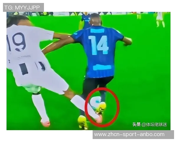 前裁判解析廷伯点球争议：身体接触延续至禁区上半身犯规更易被识别